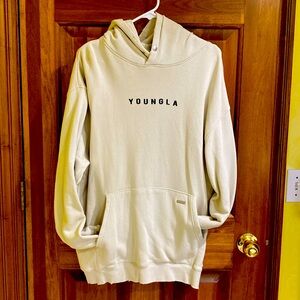 Youngla kangaroo pocket hoodie.  size medium.  tan , like new